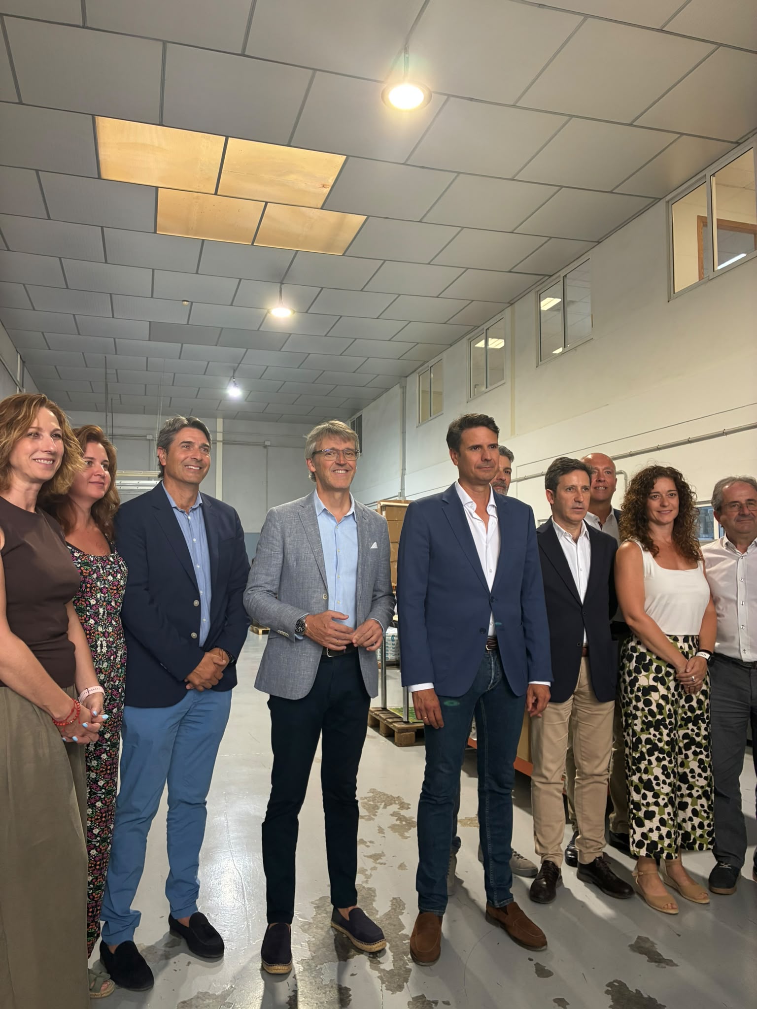 El consejero de Empresa, Empleo y Economía Social, Luis Alberto Marín, visita Nostrum Integra